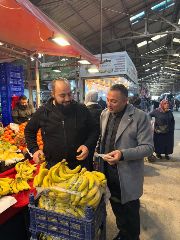 Mehmet Demir’den Karasu Kapalı Pazar Yerinde Esnaf Ziyareti
