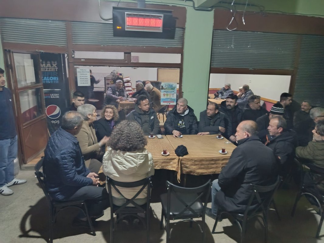 CHP’li Milletvekili Ayça Taşkent Serdivan’da Vatandaşlarla Buluştu