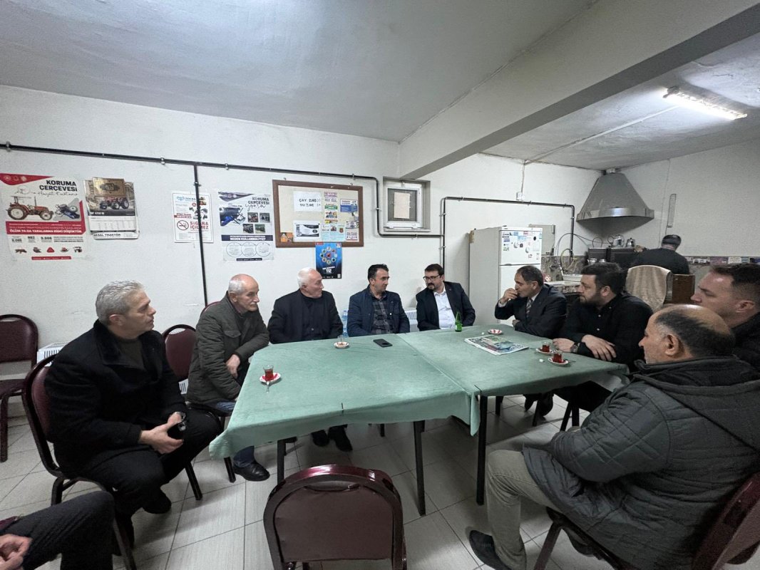 CHP Parti Meclis Üyesi Ecevit Keleş Çiftçilerin Sorunlarını Dinledi