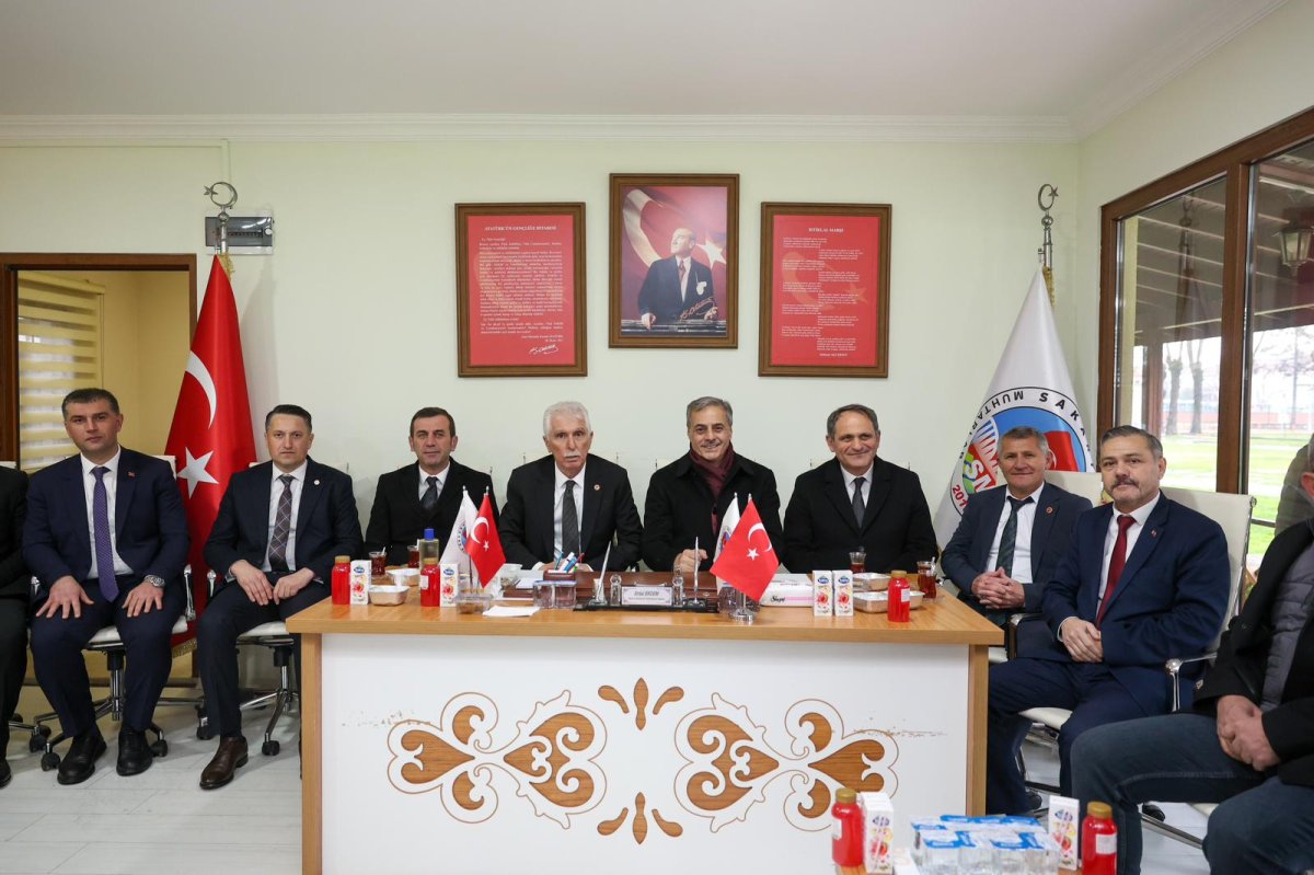 Sakarya Muhtarlar Federasyonu Bayramlaşma Programına Yoğun İlgi