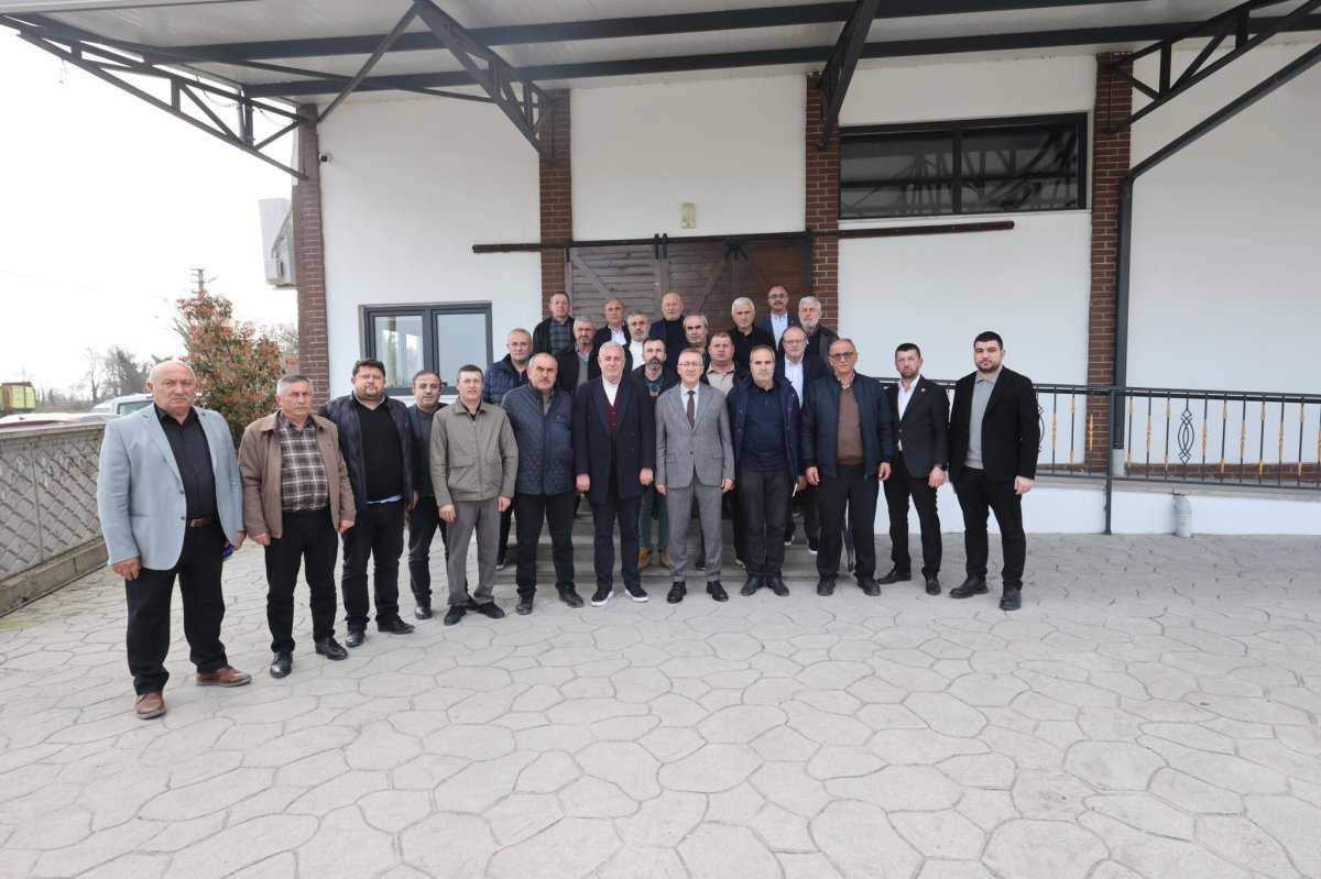 Adapazarı’nda Sağlık ve Mahalle Gelişimi Masaya Yatırıldı