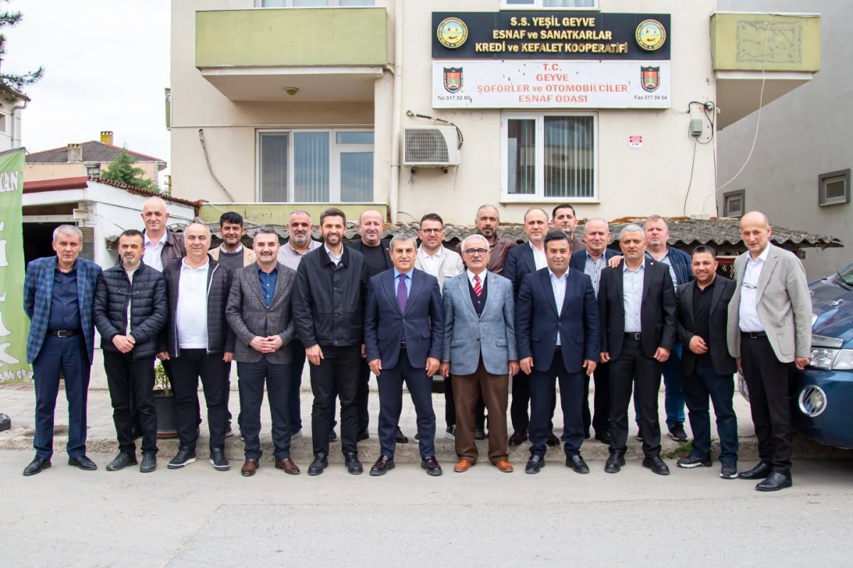 Ali Bektaş’tan Geyve Çıkarması: “Esnafın Sesine Kulak Veren Bir Yönetim Anlayışı İçin Yola Çıktık”