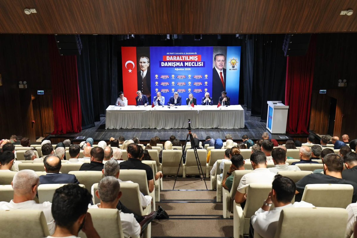 AK Parti Sakarya’da İl Danışma Meclisi Gerçekleştirildi