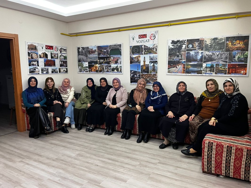 Sakarya Yozgatlılar Derneği Kadın Kolları Bir Araya Geldi