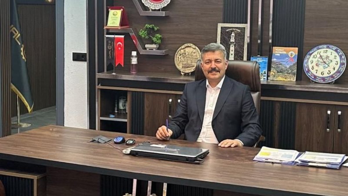 Sakarya Oto Sanatkârları Esnaf Odası Başkan Adayı Ramazan Ünal’dan Yeni Yıl Mesajı